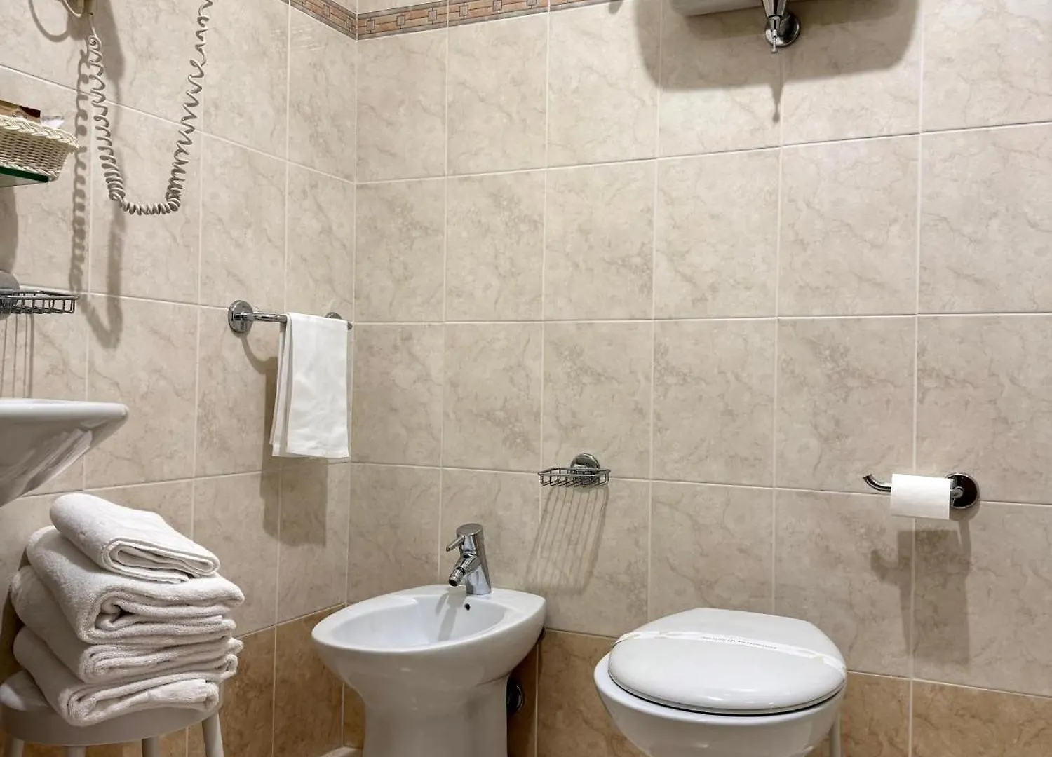 Grifone Hotel Perugia 3*,  Italy