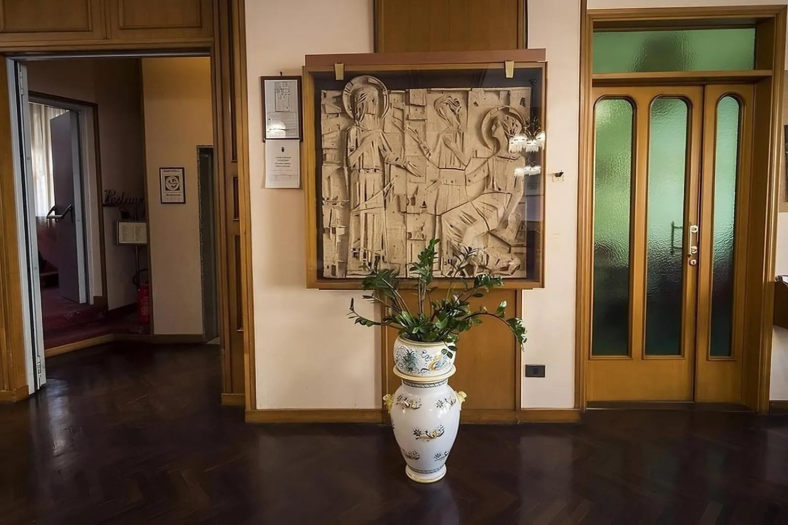 Grifone Hotel Perugia 3*,  Italy
