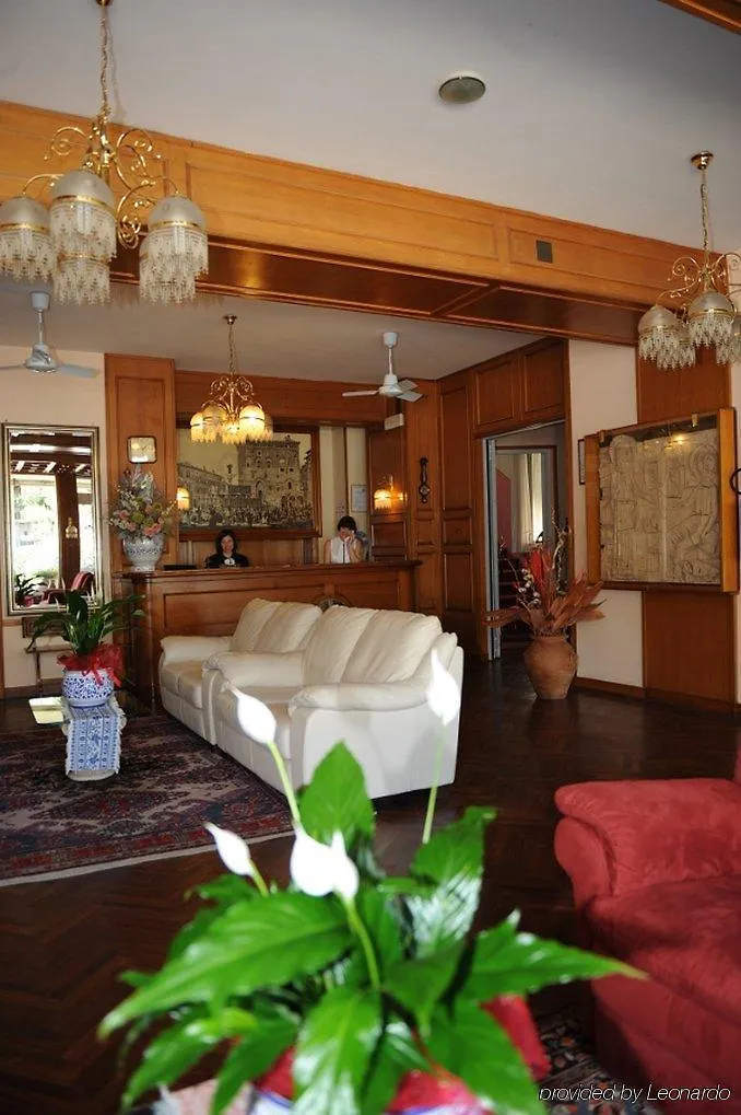 ***  Grifone Hotel Perugia Italy