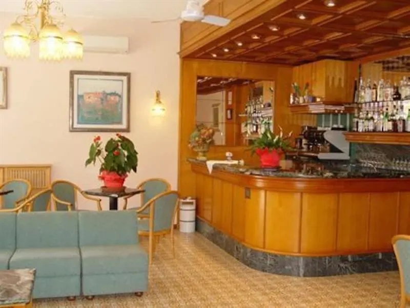 ***  Grifone Hotel Perugia Italy